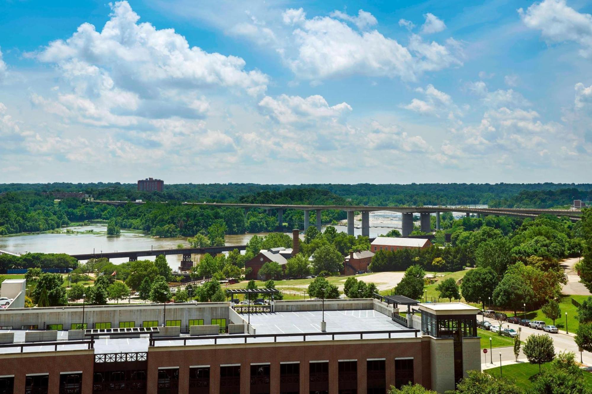 Delta Hotels by Marriott Richmond Downtown Buitenkant foto