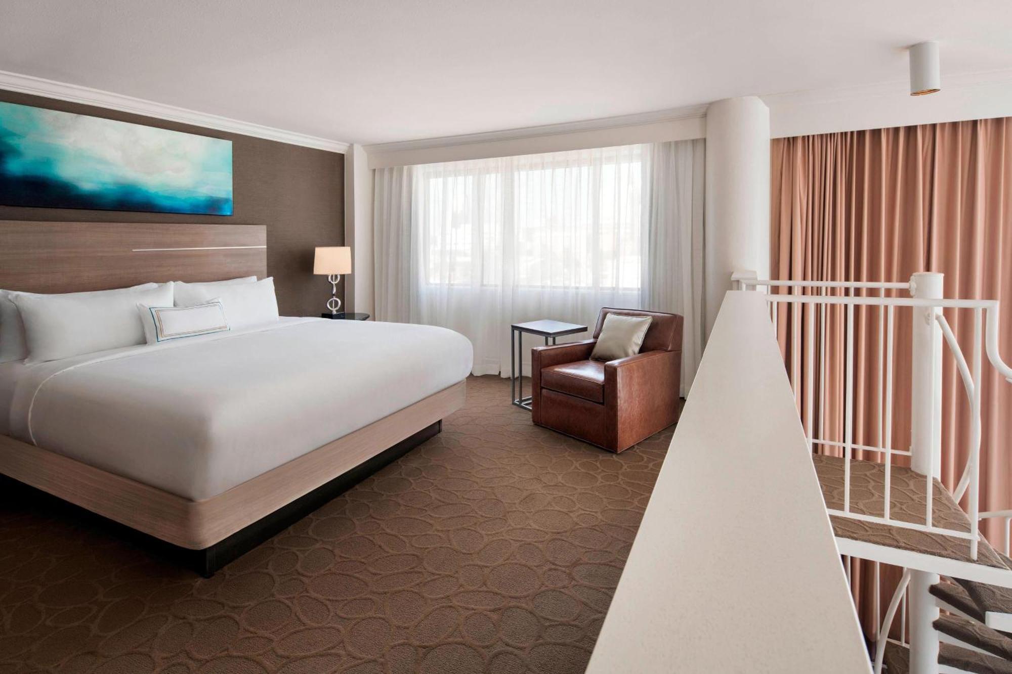 Delta Hotels by Marriott Richmond Downtown Buitenkant foto