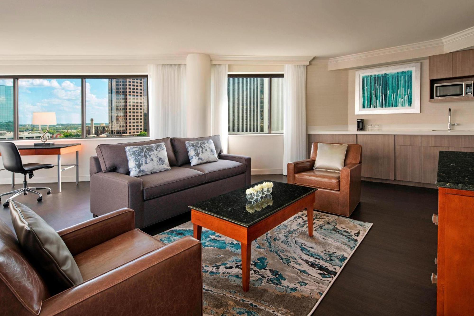 Delta Hotels by Marriott Richmond Downtown Buitenkant foto
