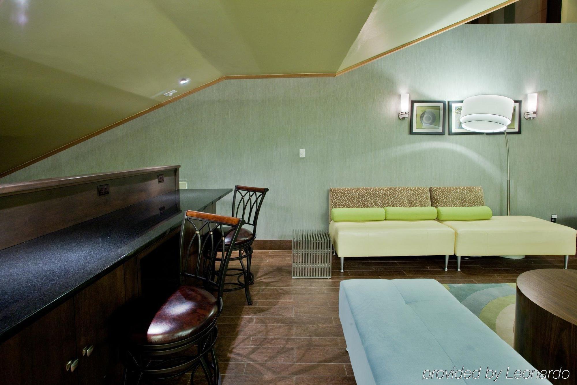 Delta Hotels by Marriott Richmond Downtown Kamer foto