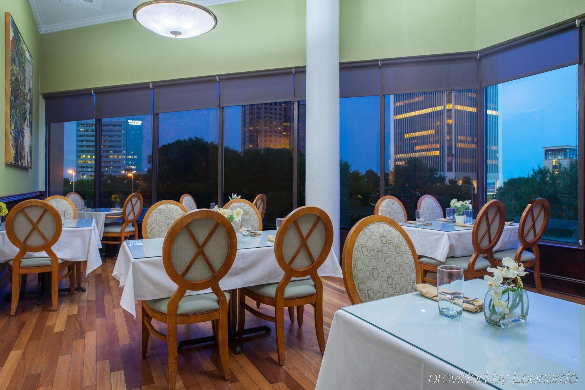 Delta Hotels by Marriott Richmond Downtown Buitenkant foto