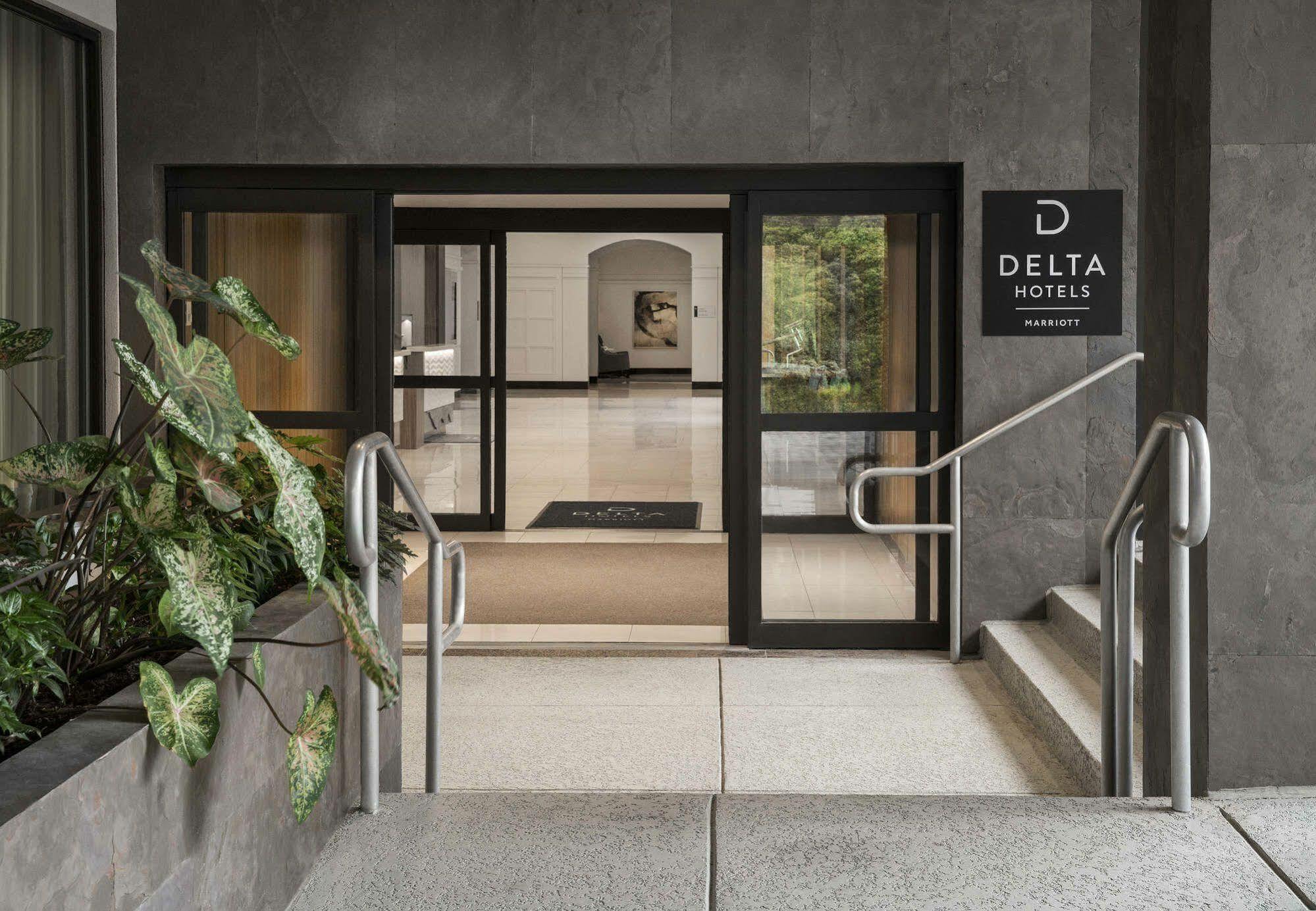 Delta Hotels by Marriott Richmond Downtown Buitenkant foto