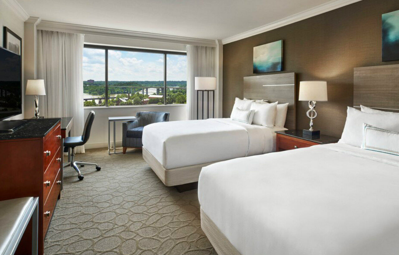 Delta Hotels by Marriott Richmond Downtown Buitenkant foto