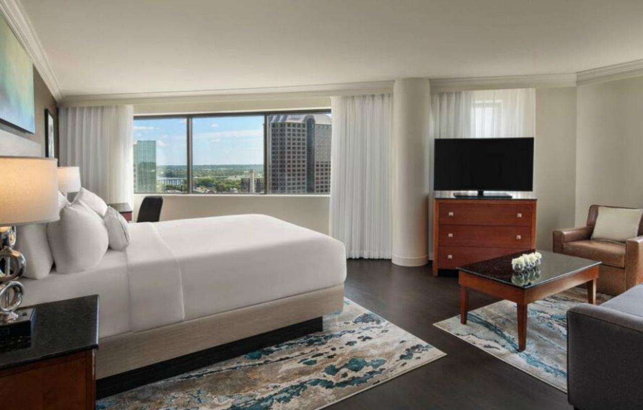 Delta Hotels by Marriott Richmond Downtown Buitenkant foto